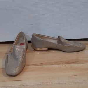 Nine West Women's Size 7.5 Gold Loafers for Women